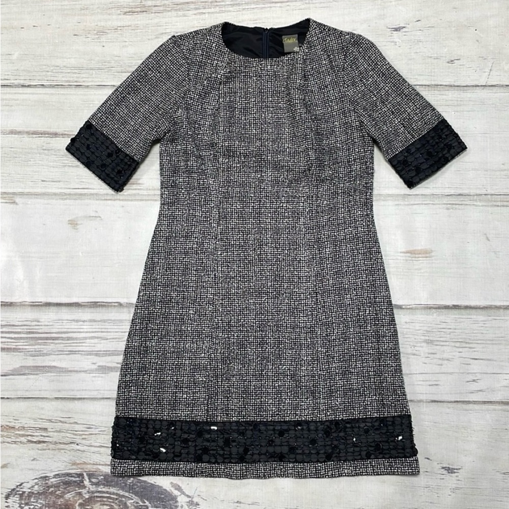 Taylor Dress Sheath Tweed Black Ivory Knee Length Size 10